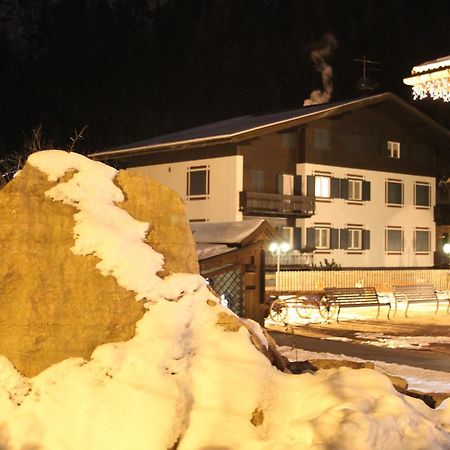 Appartamento Niki Campitello Campitello di Fassa Exteriér fotografie