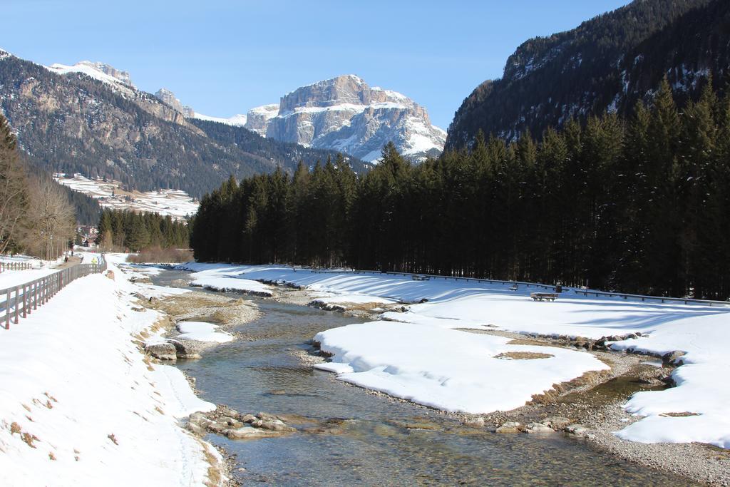 Appartamento Niki Campitello Campitello di Fassa Pokoj fotografie
